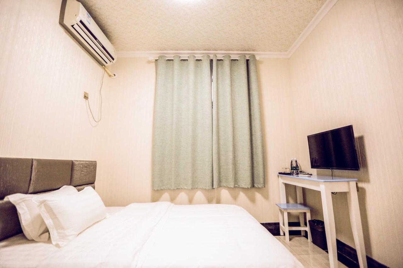 Nanjing Lafei Hotel Lukou Airport Branch Bagian luar foto